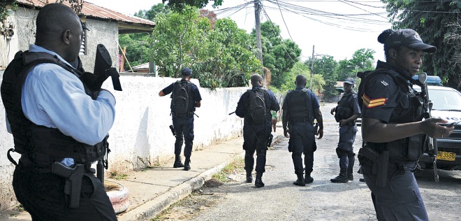 Police operating in the Rockfort area of East Kingston OBSERVER: Photo