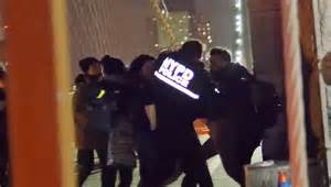 Cops wrestle with protesters on Brooklyn bridge