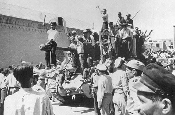  tank in the streets of Tehran during the 1953 CIA-backed coup (Credit: Wikimedia Commons/Public domain)
